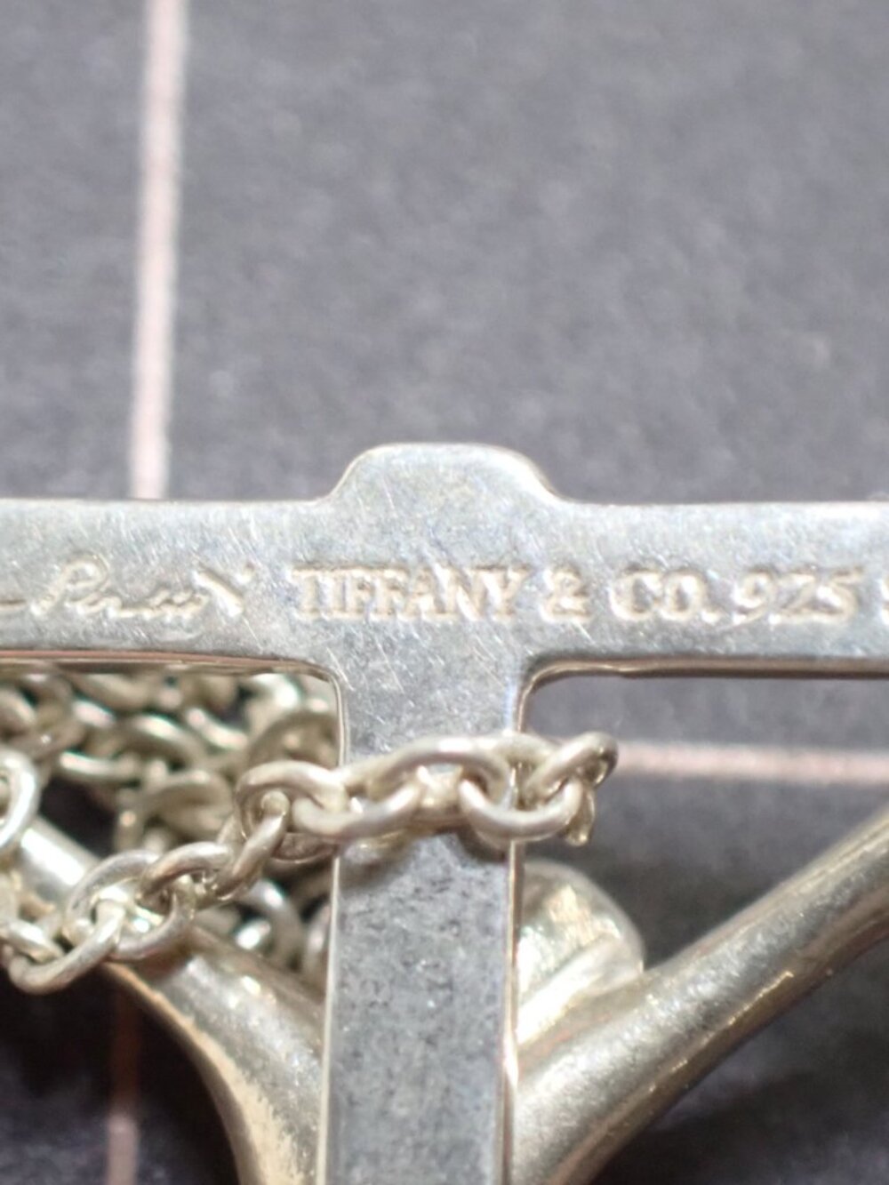 Tiffany & Co. Elsa Peretti Crucifix Necklace 925 - Picture 4 of 4